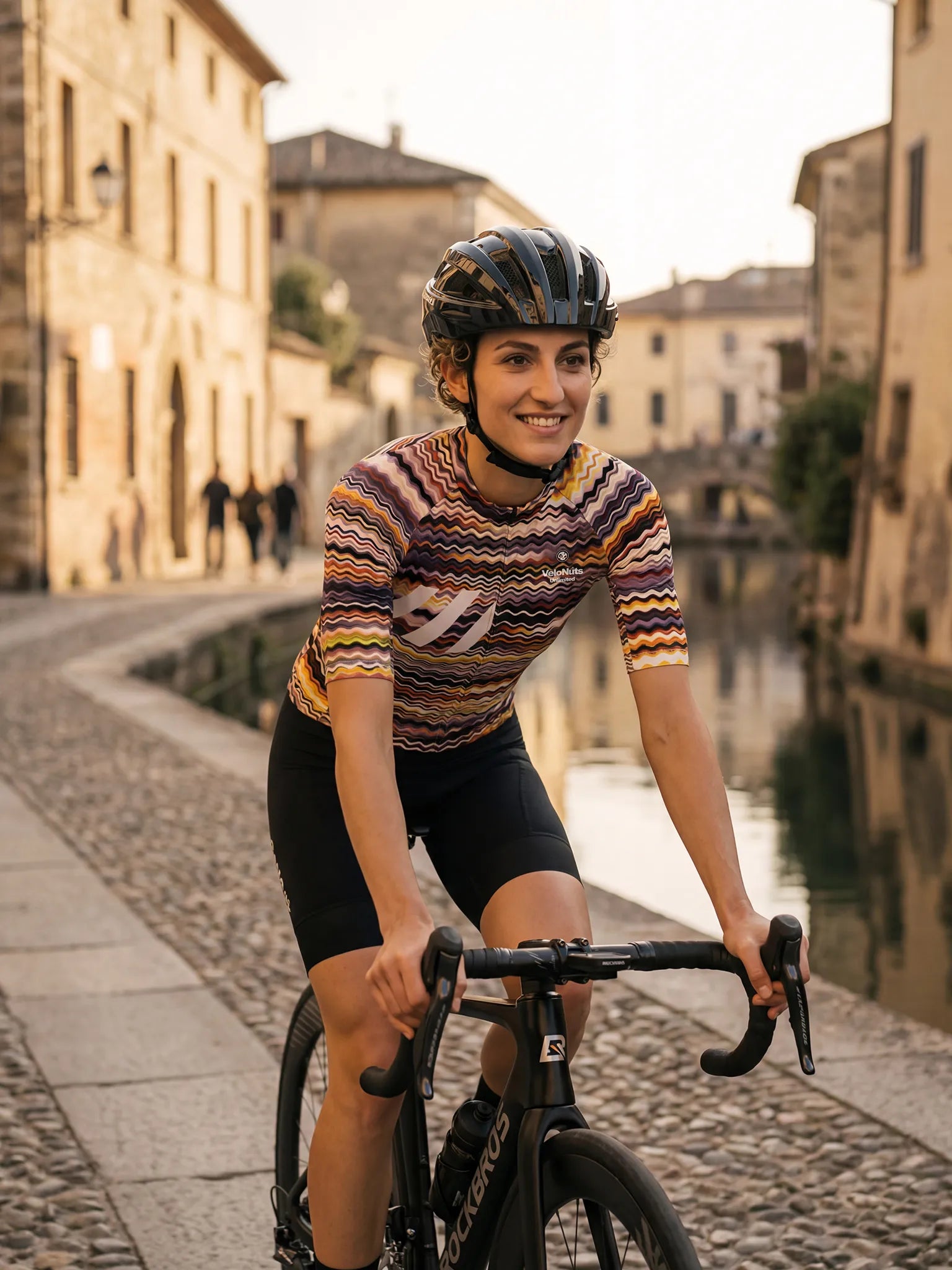 Women's Cycling Jersey-Psychedelic Wave