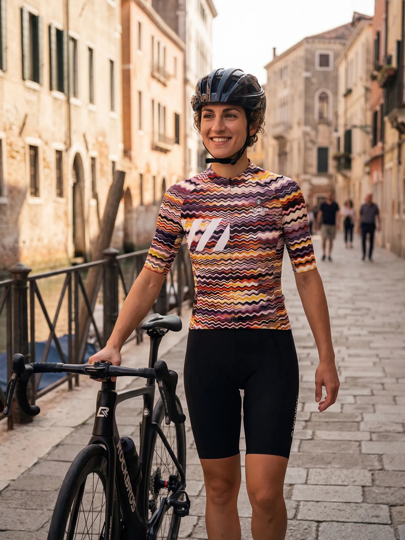 Women's Cycling Jersey-Psychedelic Wave